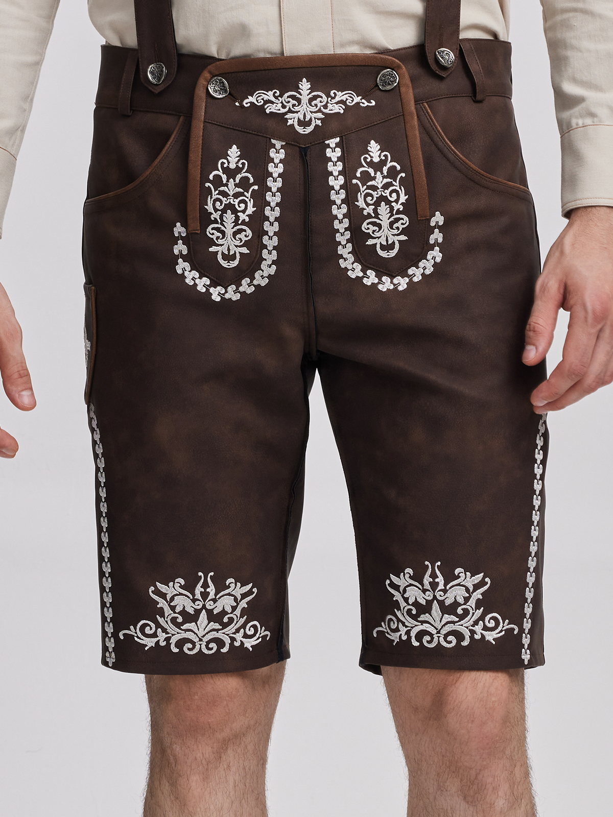 Einfarbiges Dirndl in Braun