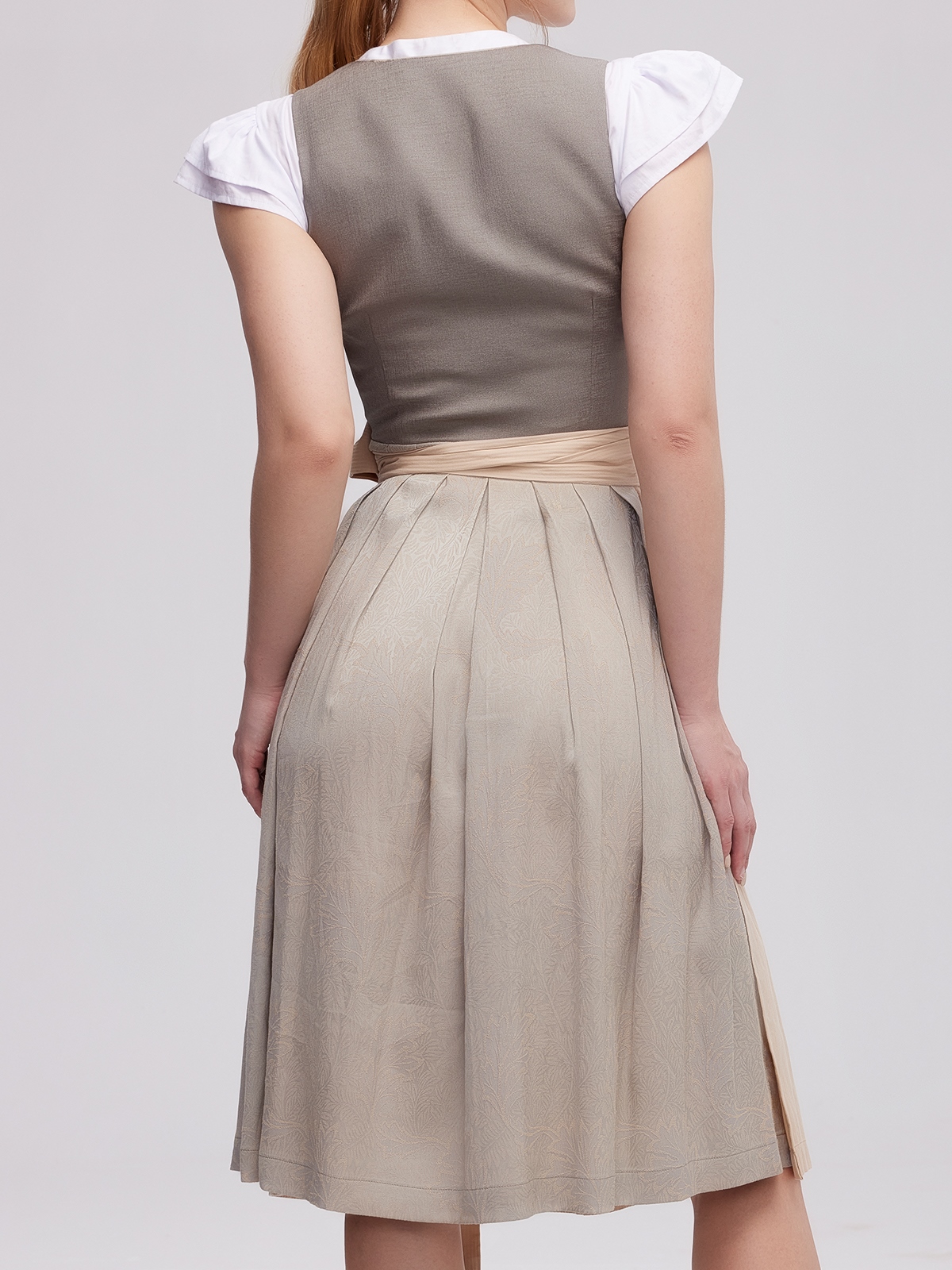 Trachten Rock mit Bluse in Grau