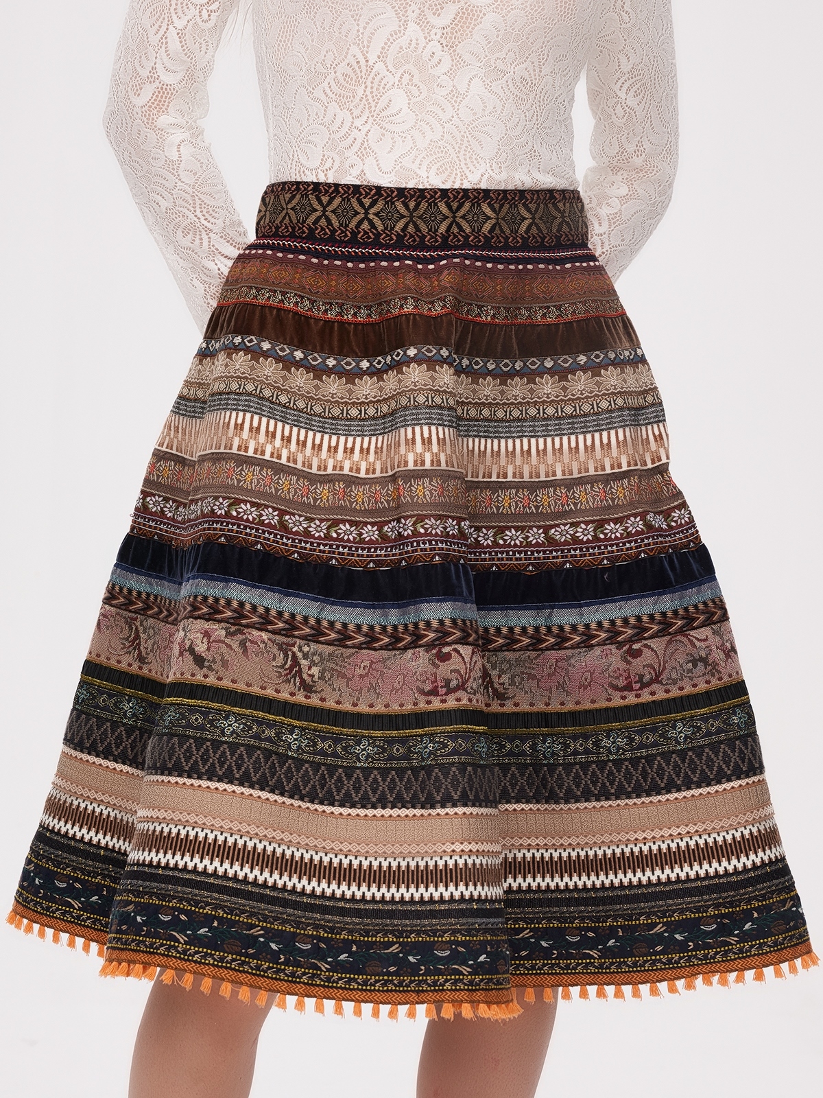 Anthrazit Dirndl mit eleganter Bluse