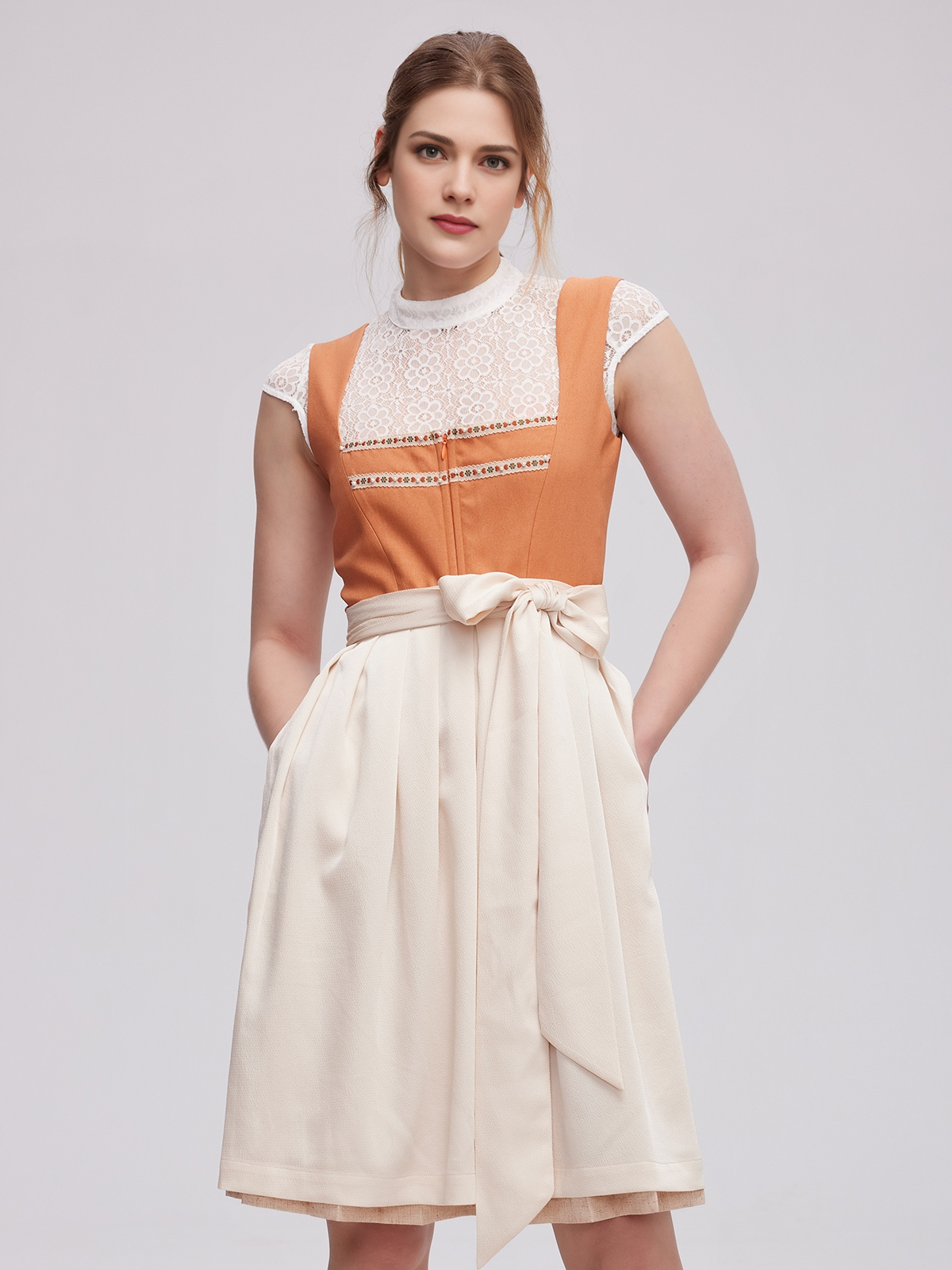 Exclusives Dirndl in Orange