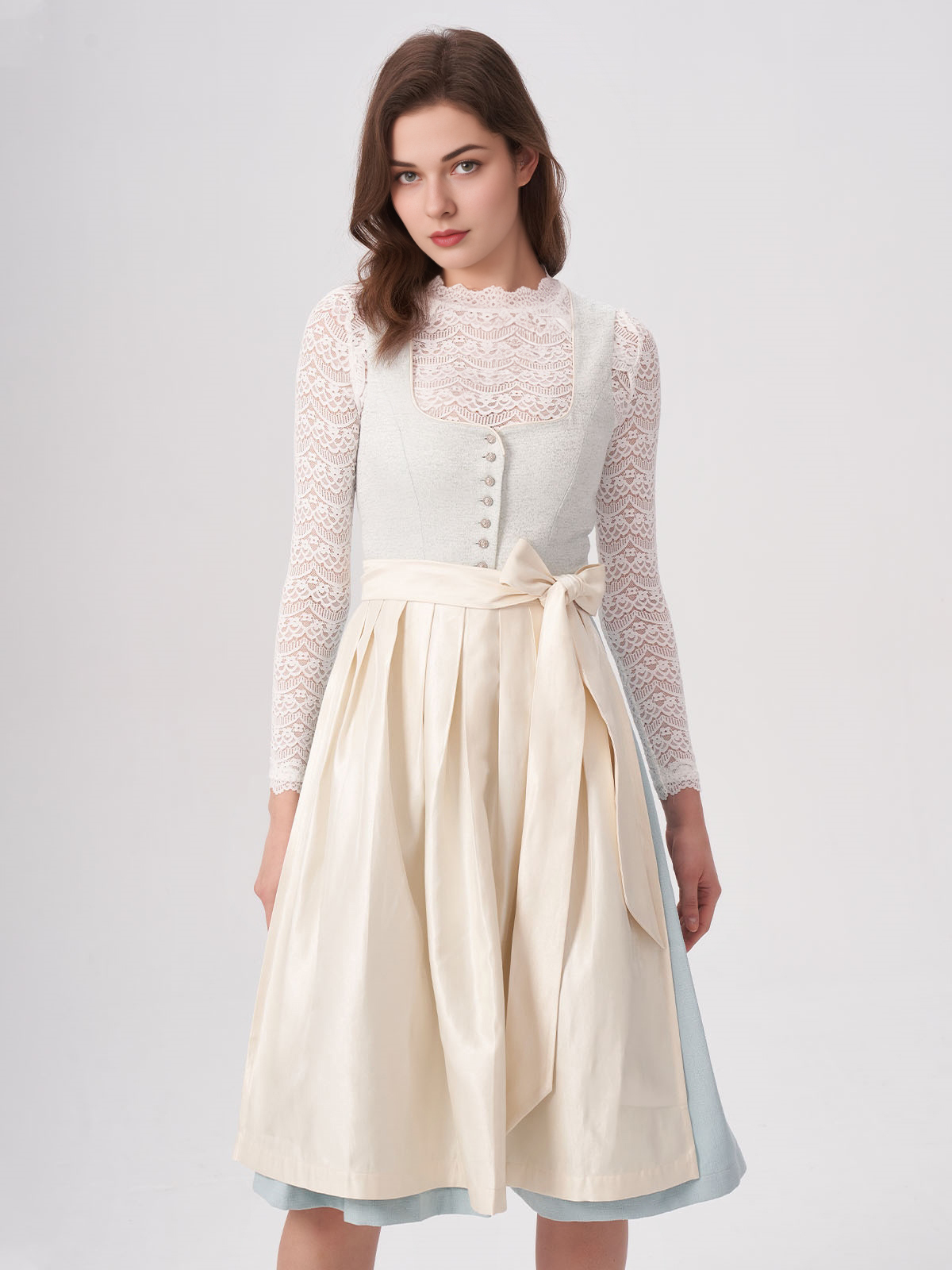 Modernes Dirndl in Blau