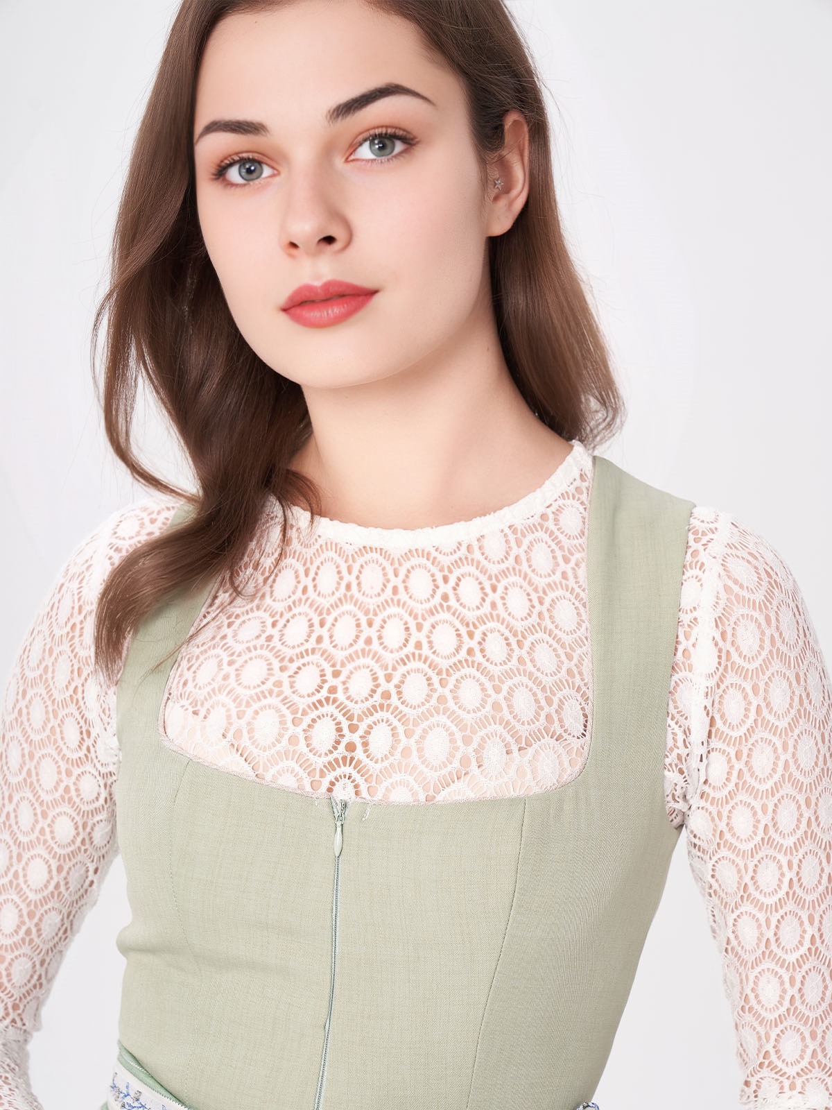 Dirndl in Grün – ein moderner Look mit traditionellem Charme