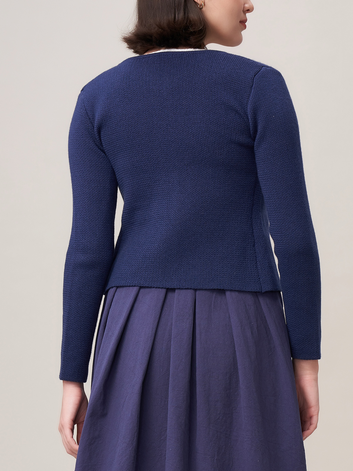 Dirndl in Marineblau