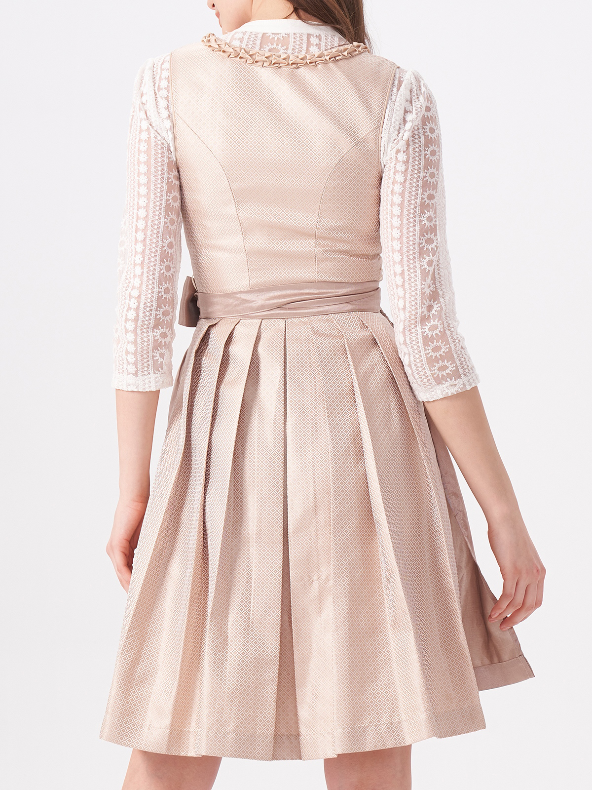 Dirndl mit Ausschnitt in Beige