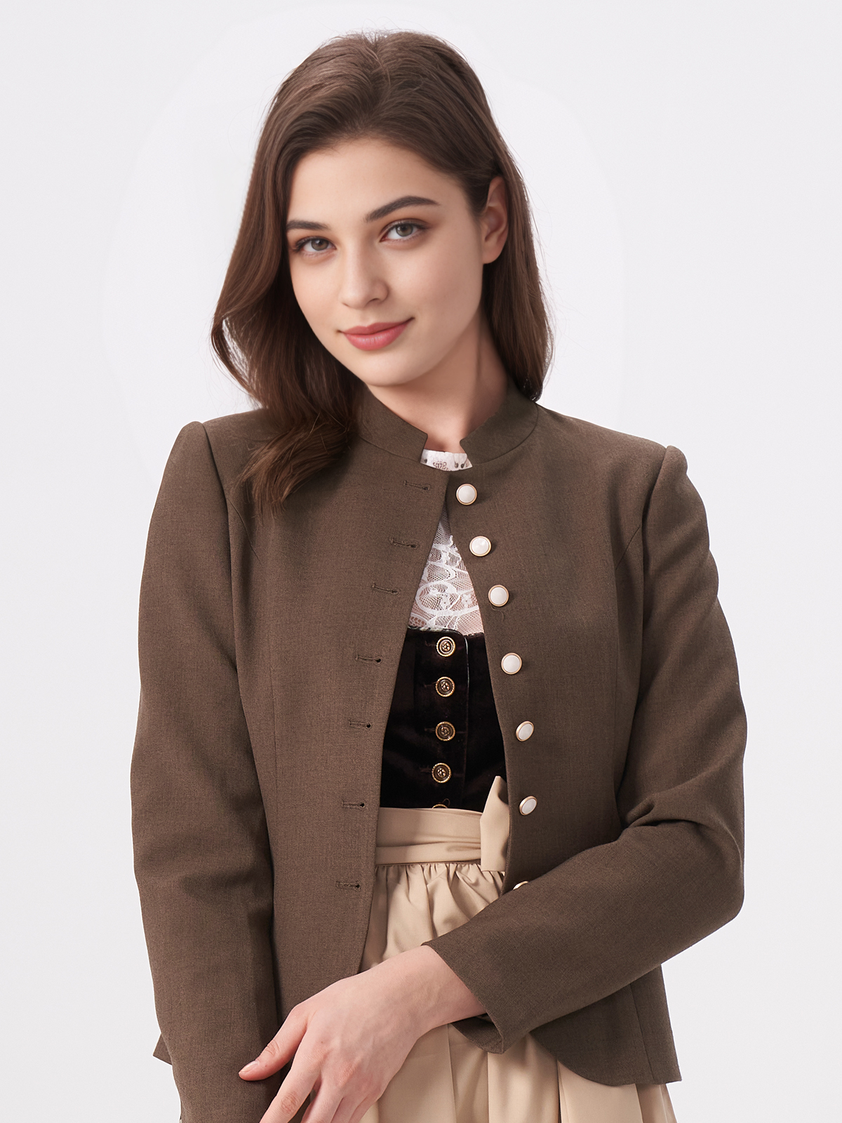 Grün rotes Dirndl mit brauner Jacke