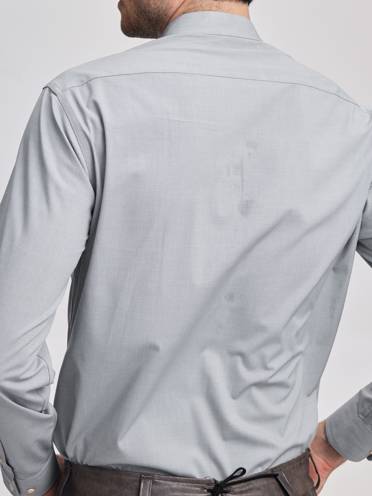 Modernes Dirndl in Grau